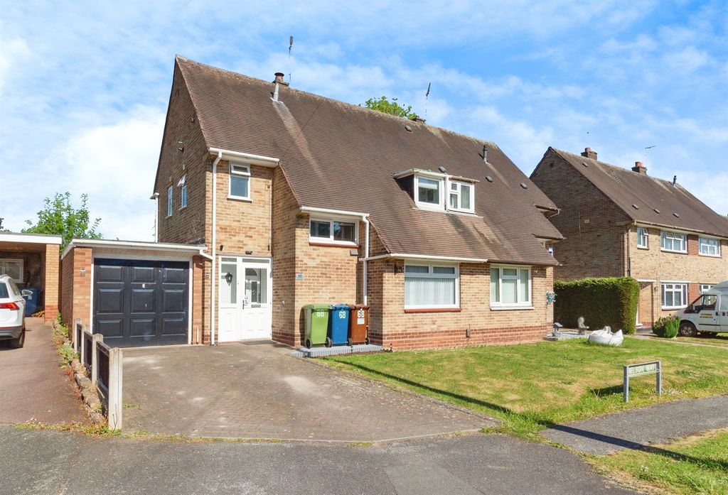 Property photo 1 of 12