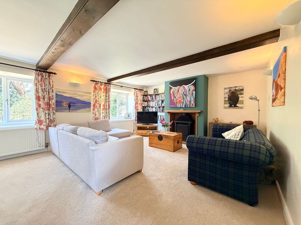 Property photo 3 of 31