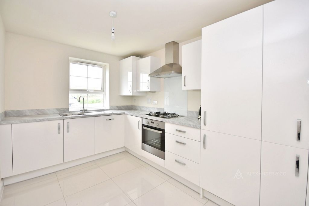 Property photo 2 of 12 Pbox-Img.Jpg