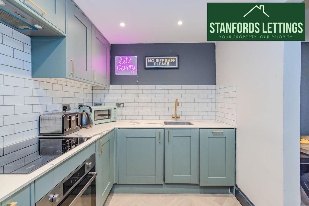 Property photo 2 of 8 23097413.Jpg