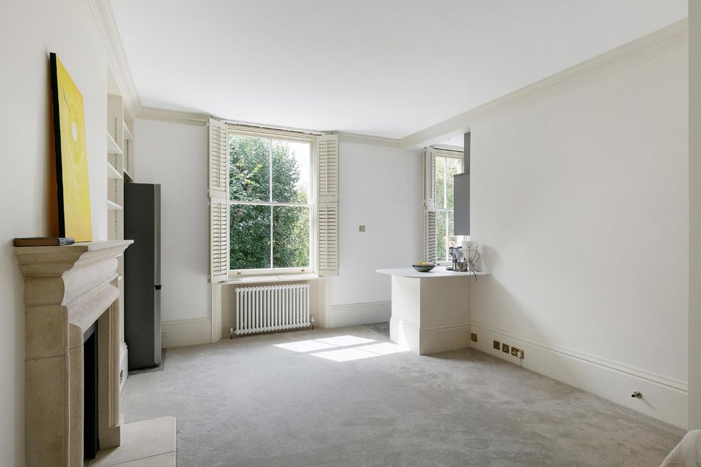 Property photo 3 of 8 4547722