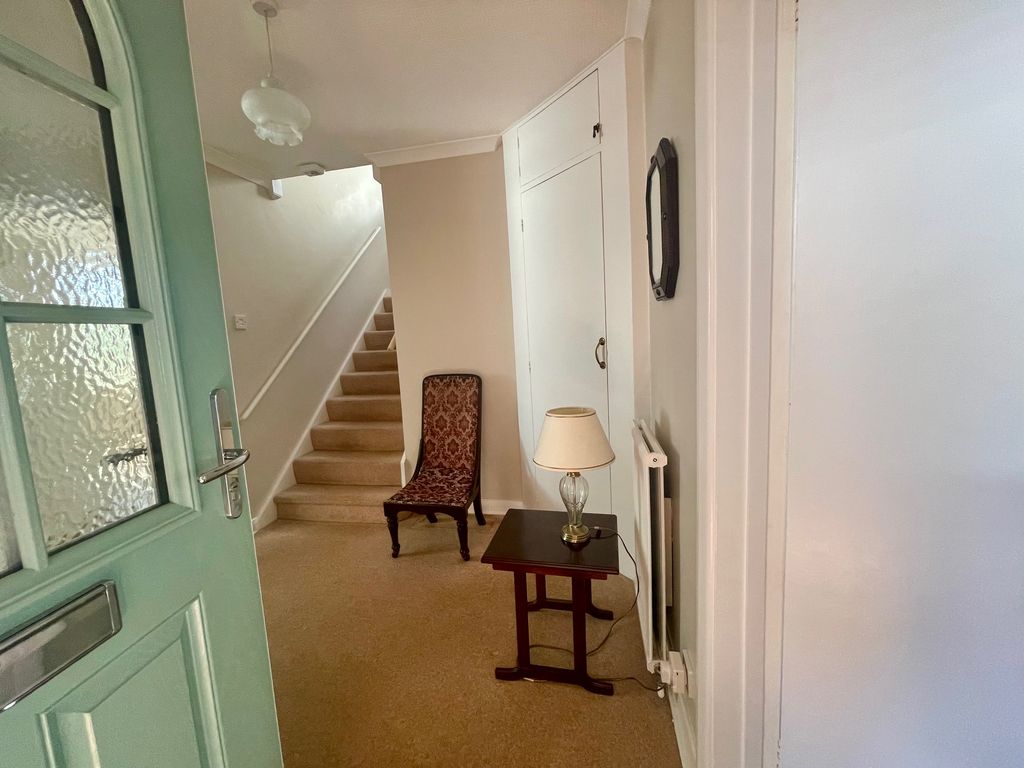 Property photo 3 of 24