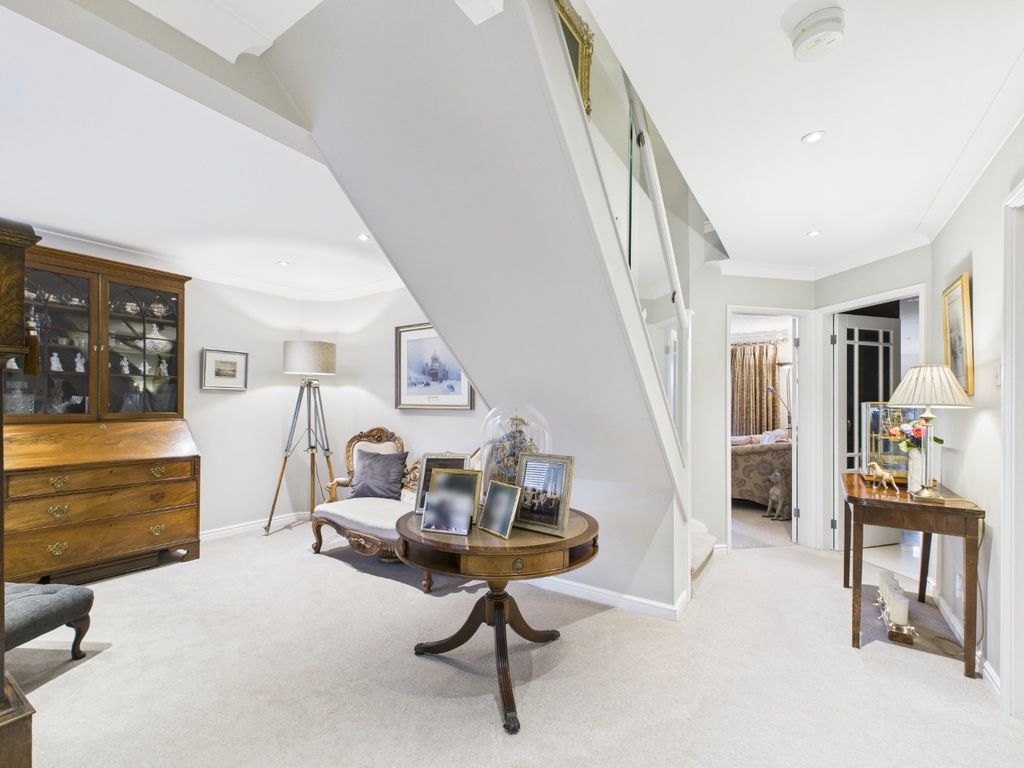 Property photo 1 of 36 4177392