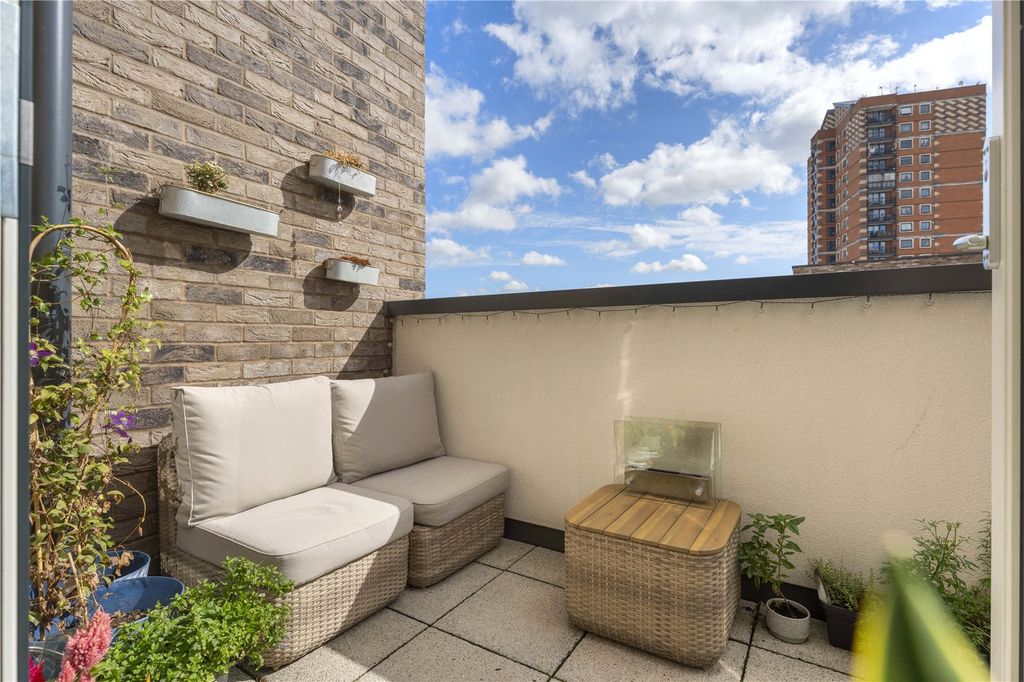 Property photo 2 of 14 Picture No. 14