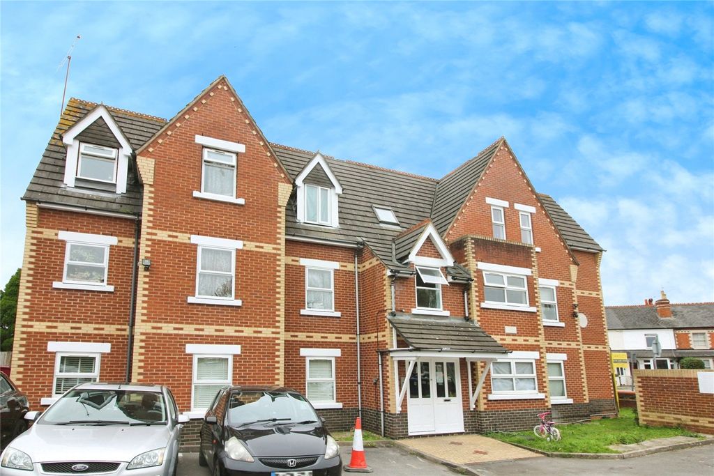 Property photo 1 of 6 Picture No. 16