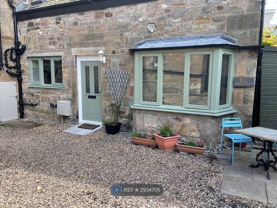 Property photo 2 of 16