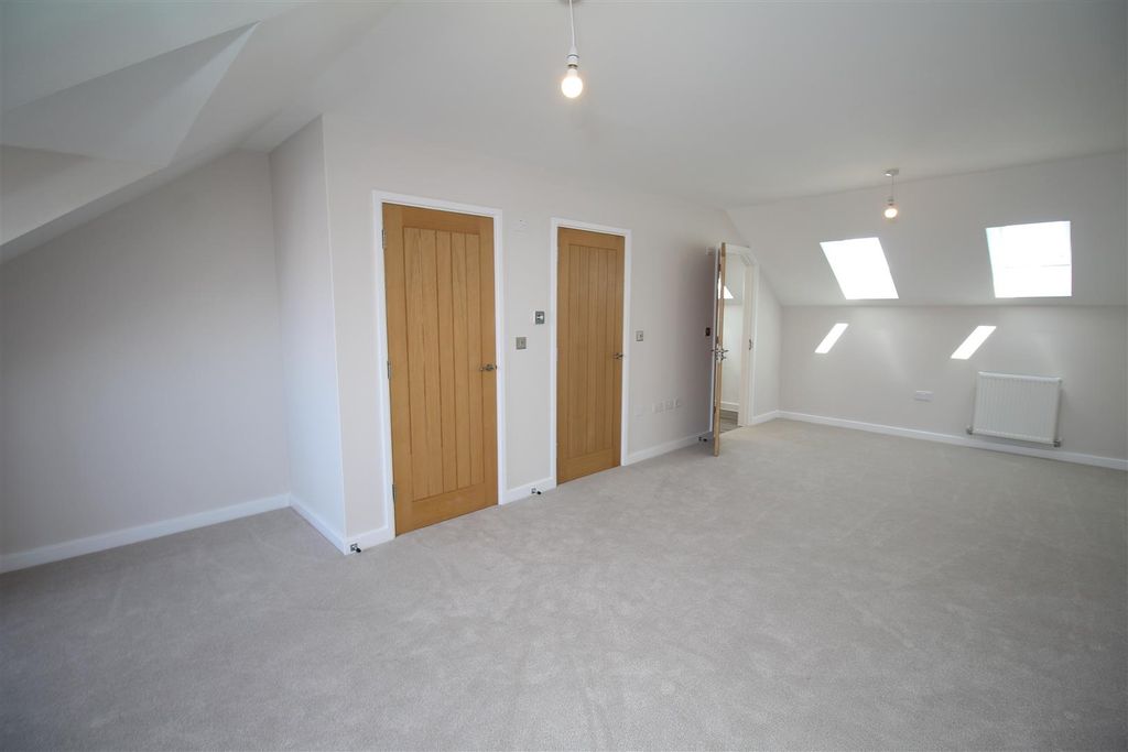 Property photo 3 of 24 Img_8442.Jpg