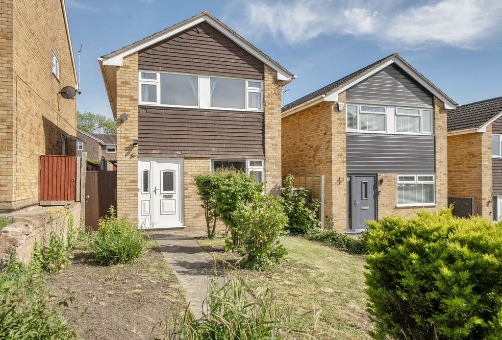 Property photo 1 of 9 1452044-4-69F227c...
