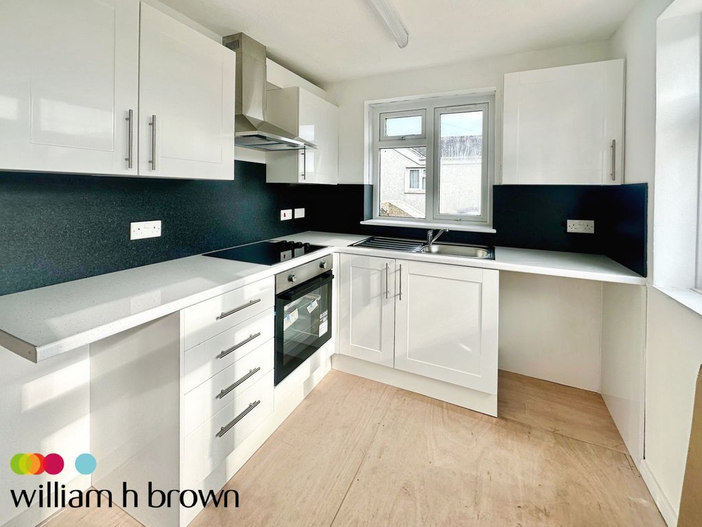 Property photo 2 of 8 View