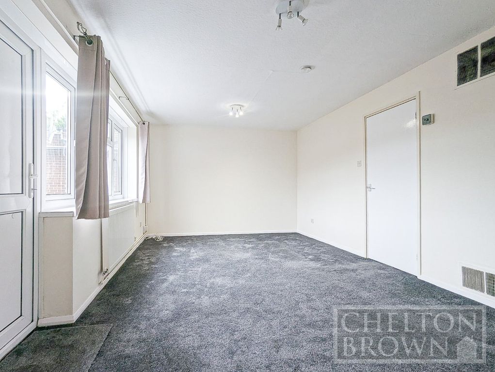 Property photo 3 of 24 Living Room