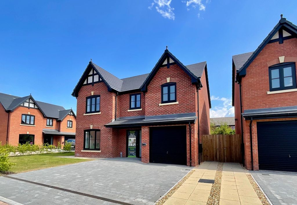 Property photo 2 of 20