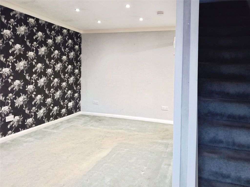 Property photo 2 of 10 Picture No. 06