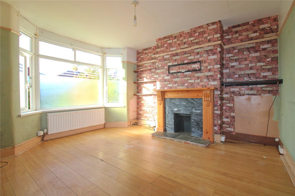 Property photo 3 of 18 Picture No. 03