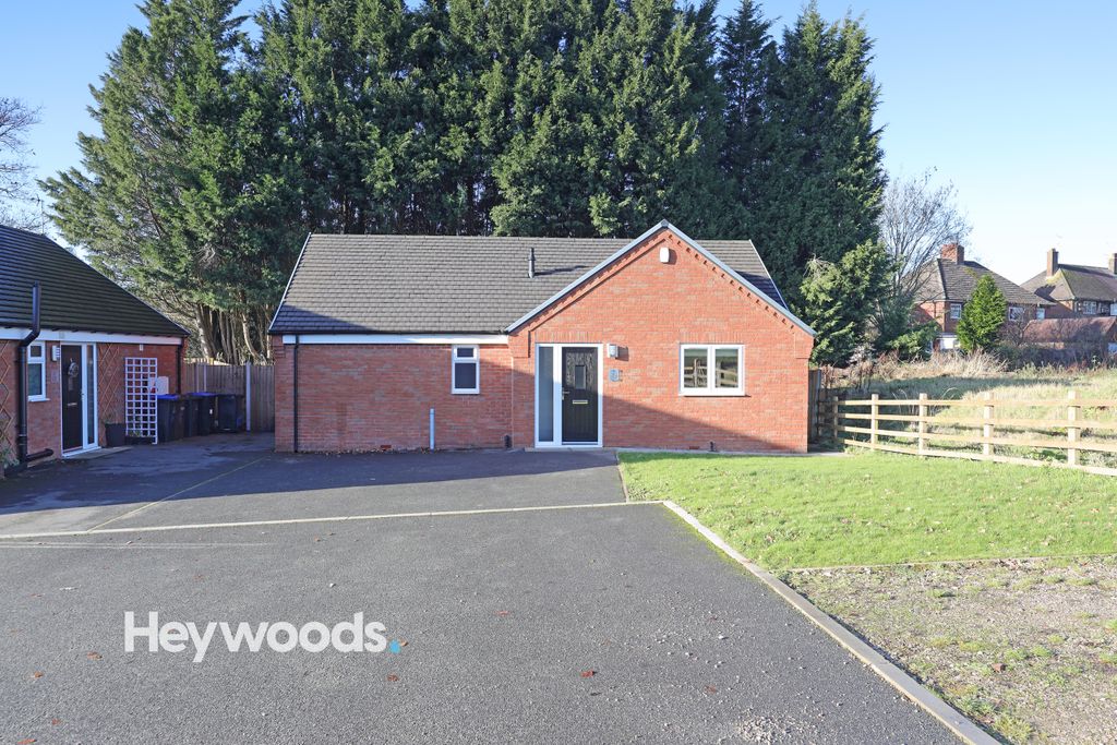 Property photo 3 of 40 0F1A3678