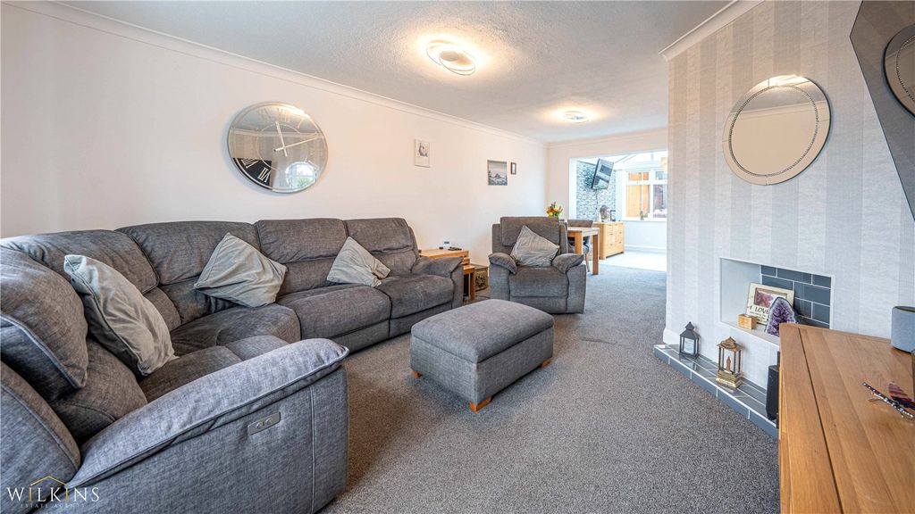 Property photo 3 of 36 Picture No. 17