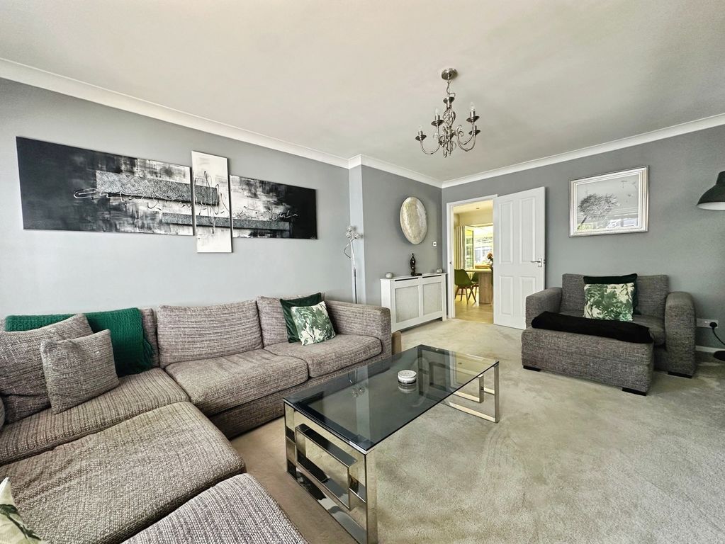 Property photo 3 of 17 Pbox-Img.Jpg