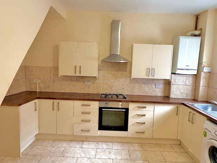 Property photo 2 of 5