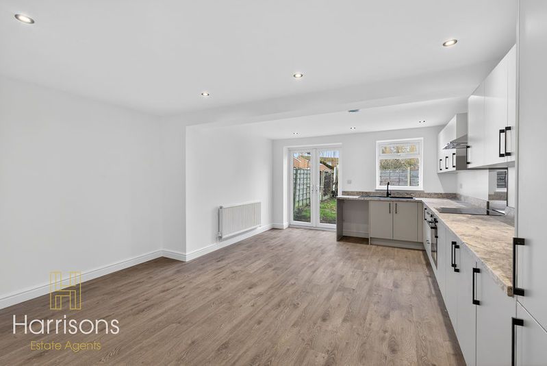 Property photo 3 of 16 Photo 2