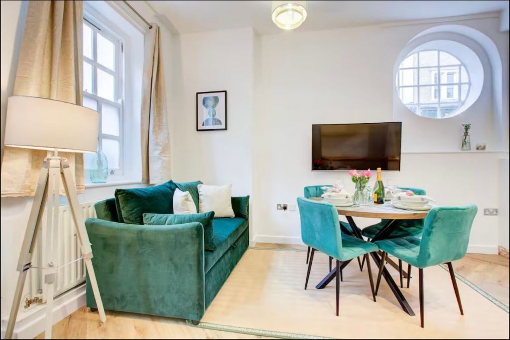 Property photo 2 of 15