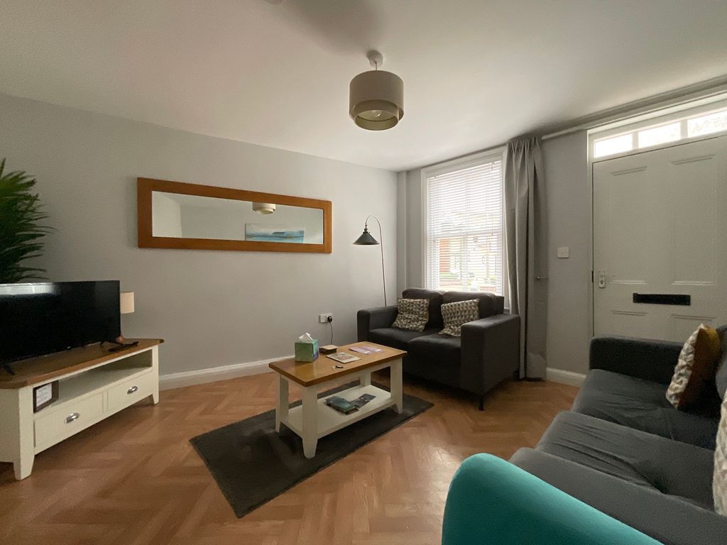 Property photo 3 of 23