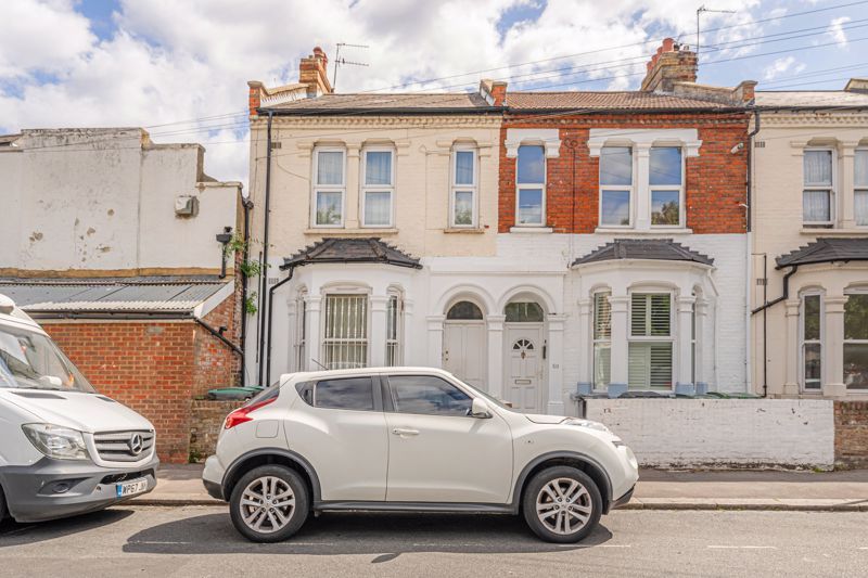 Property photo 2 of 8 Photo 8