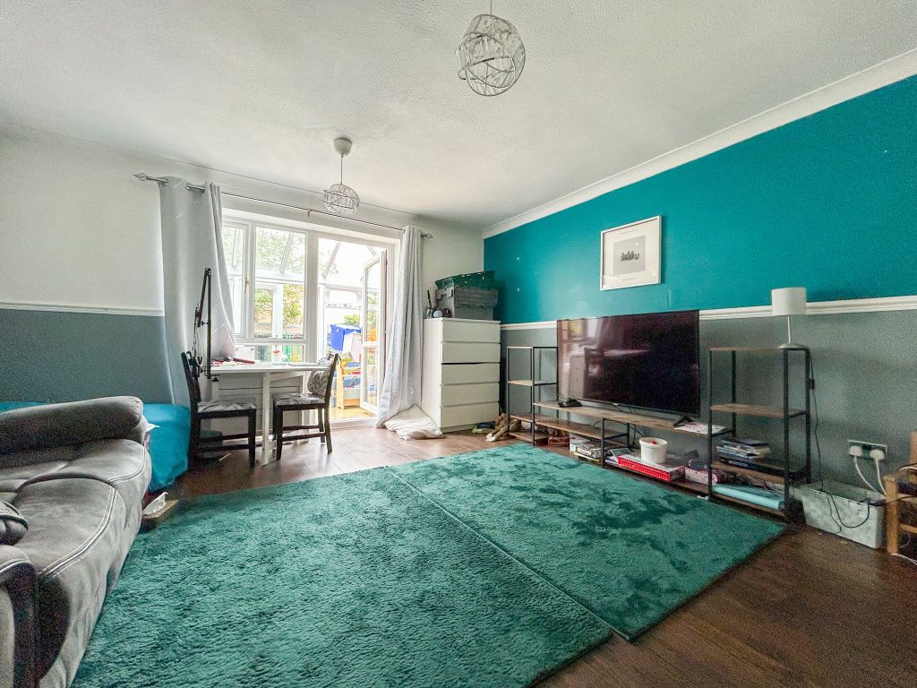 Property photo 2 of 5