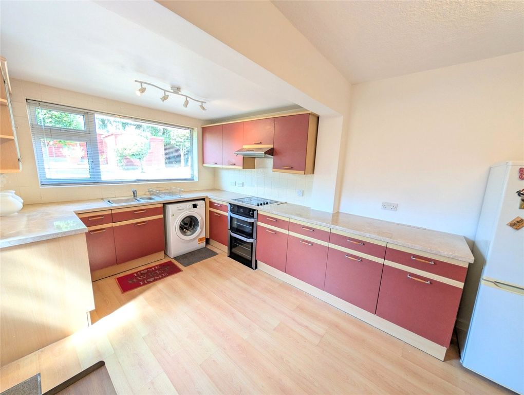 Property photo 2 of 26 Picture No. 05