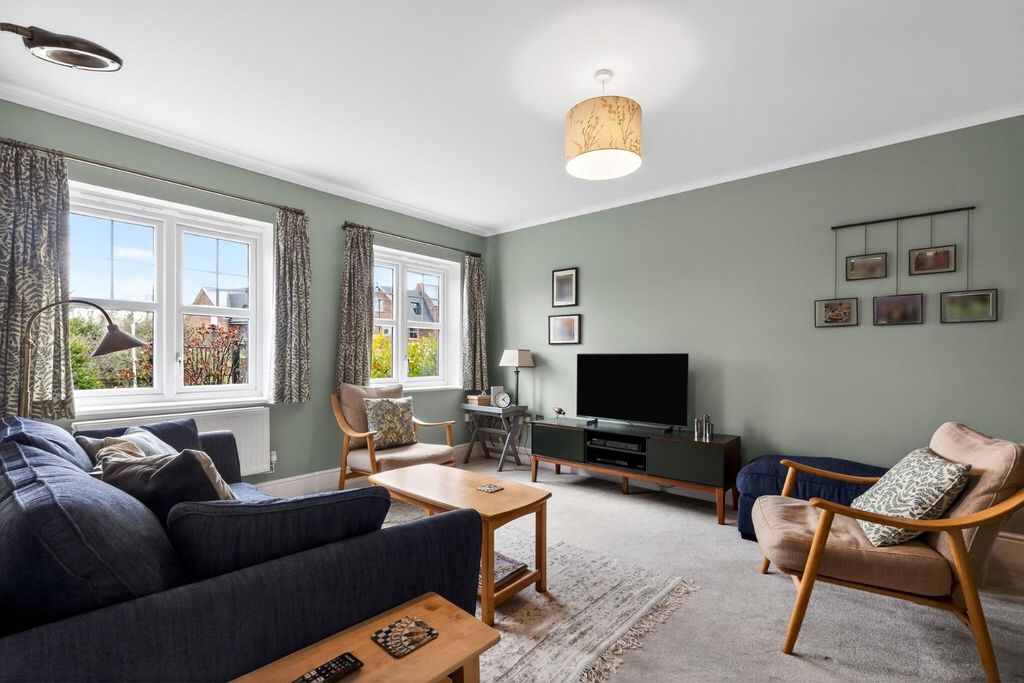 Property photo 2 of 19 Pnmb0505.Jpg