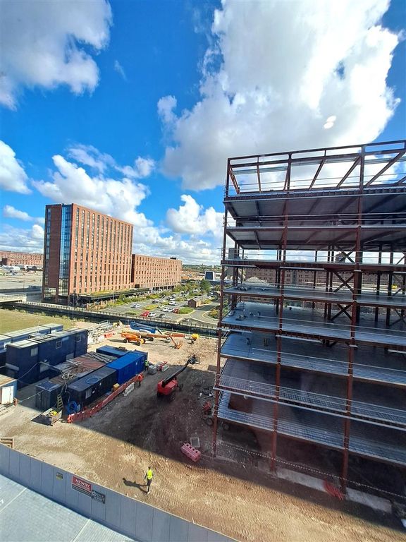 Property photo 3 of 12 501 5.Jpg