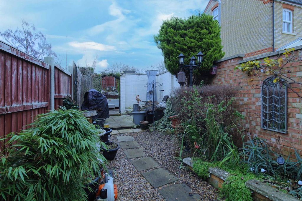 Property photo 2 of 15 Img_2113_Inpixio (3).Jpg