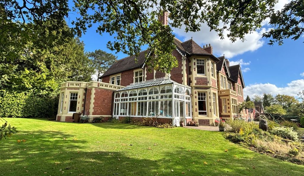 Property photo 2 of 78