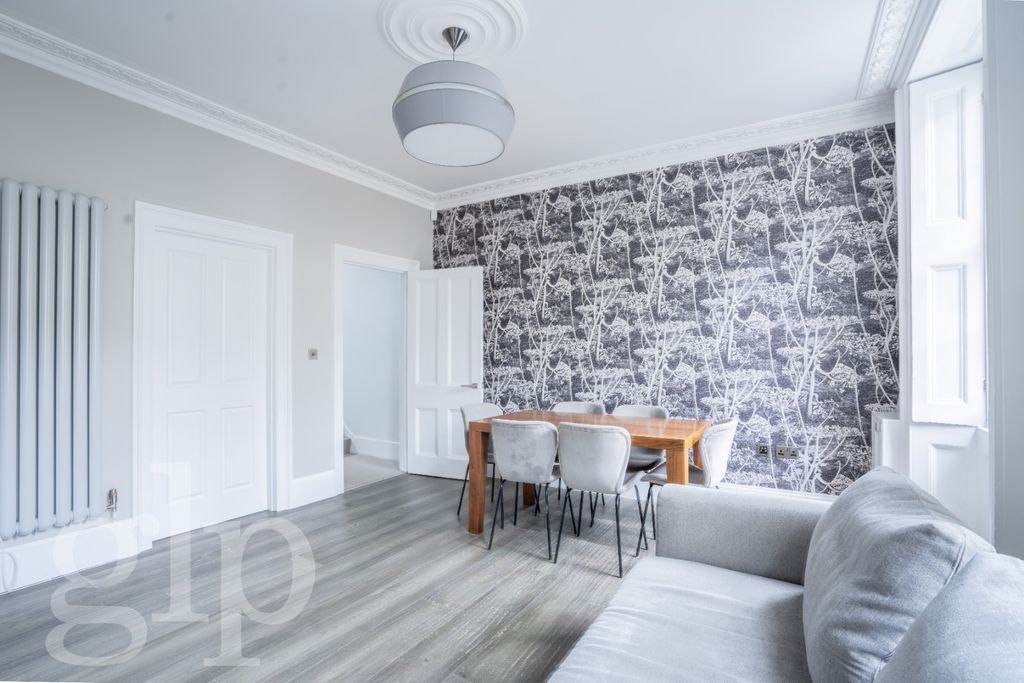 Property photo 2 of 12 2486474