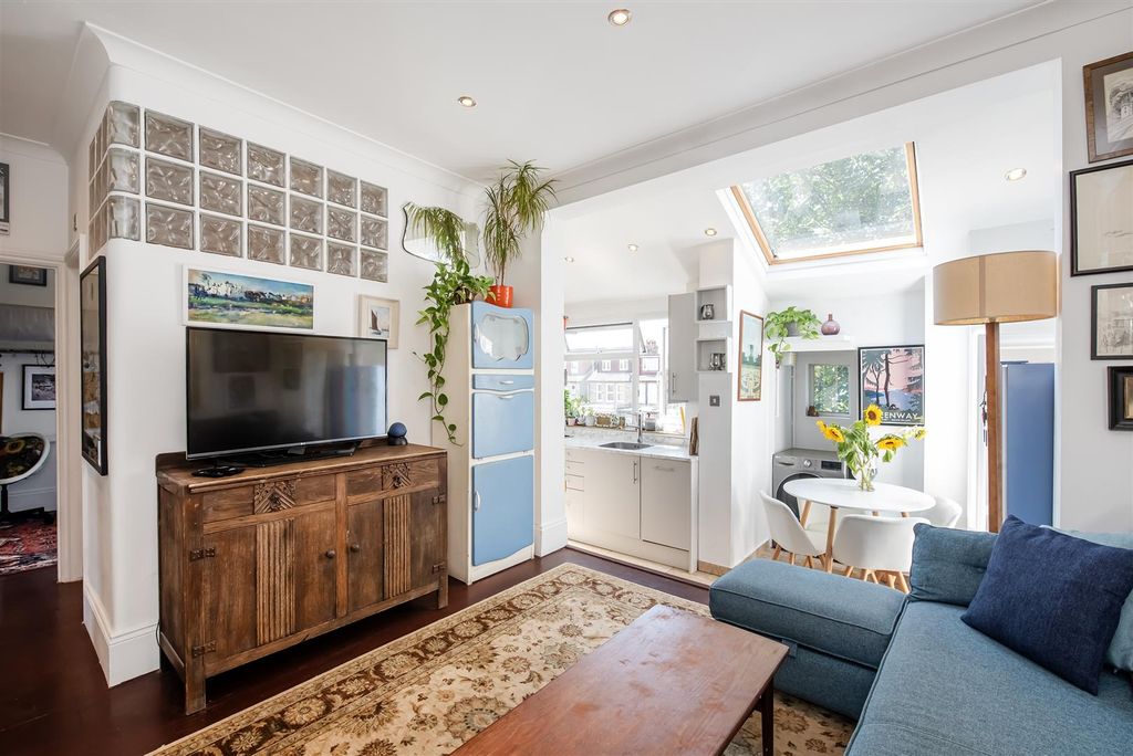 Property photo 3 of 17 Helliwell &amp; Co