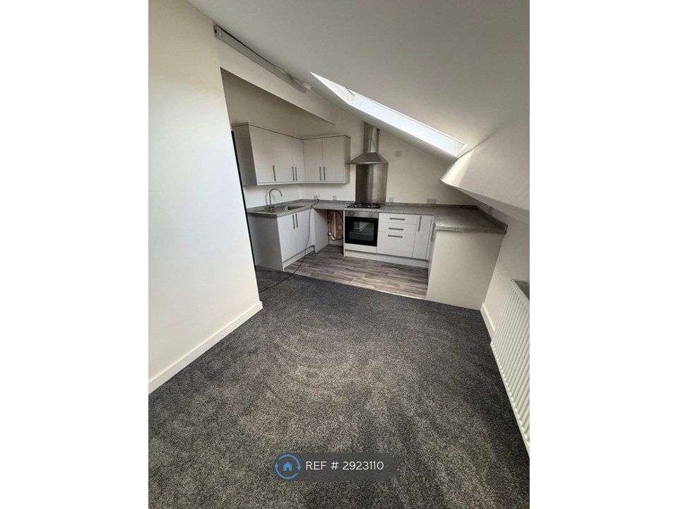 Property photo 1 of 13 Kitchen