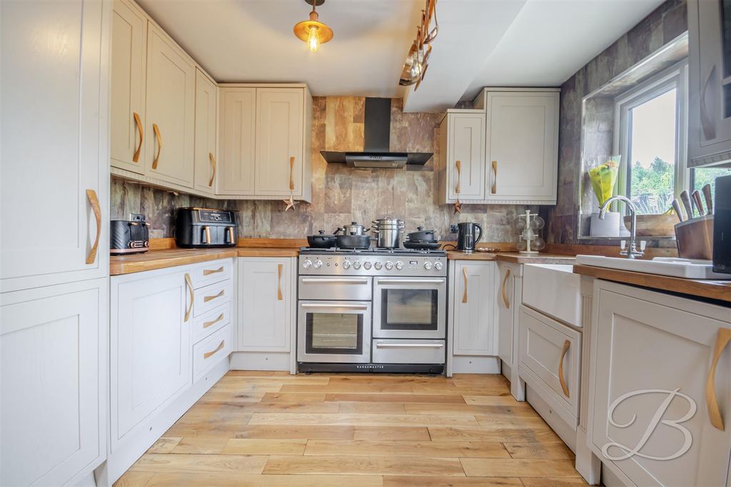Property photo 2 of 50 Ccltd-2.Jpg