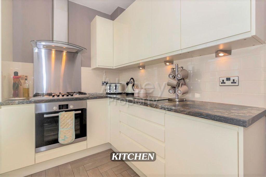 Property photo 1 of 35