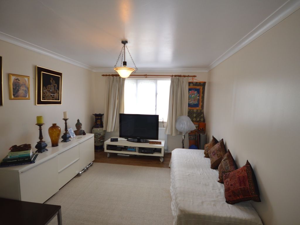 Property photo 3 of 6 4814552