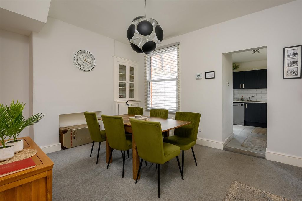 Property photo 3 of 21 Dining Room