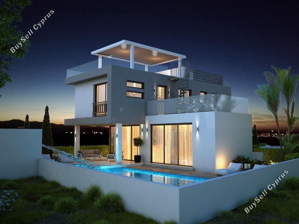 Property photo 2 of 30