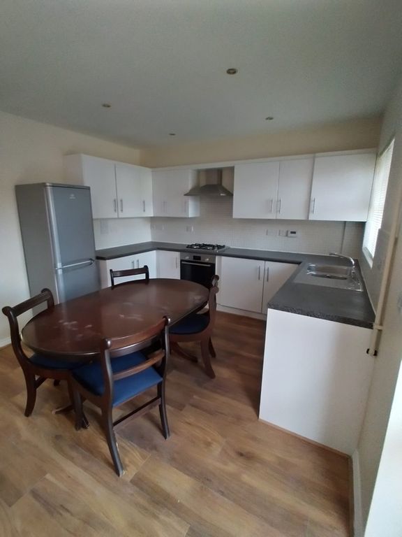 Property photo 2 of 7 Property