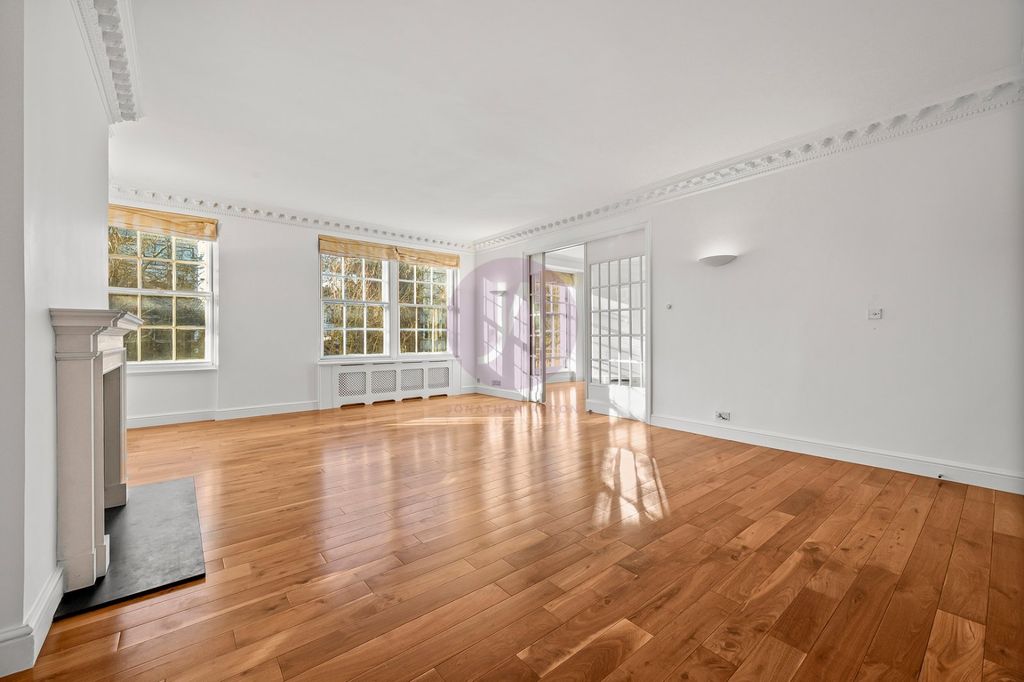 Property photo 2 of 21 Picture No. 17