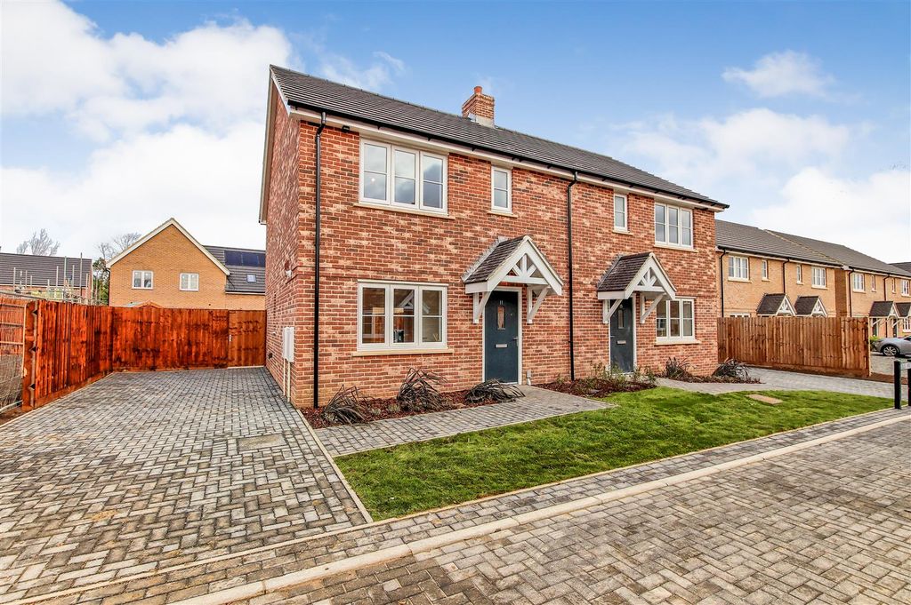 Property photo 1 of 17 Front.Jpg