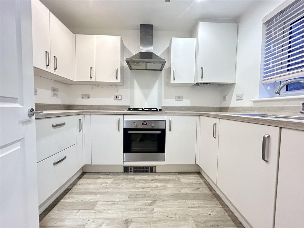 Property photo 2 of 15 Img_6476.Jpg