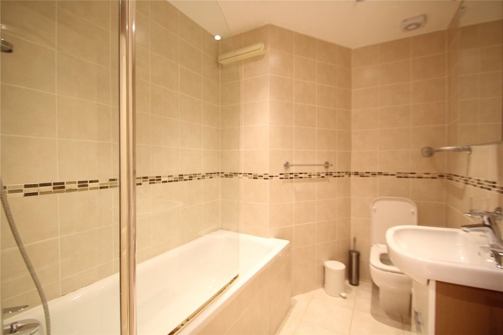 Property photo 3 of 6 Bathroom