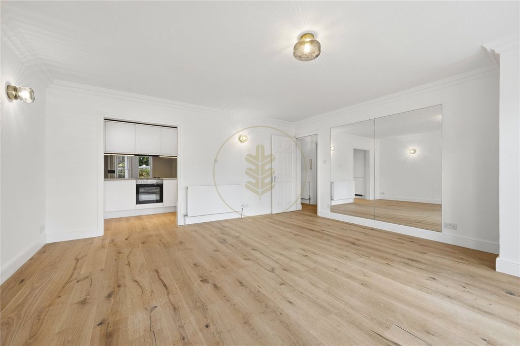 Property photo 3 of 13 Picture No. 15