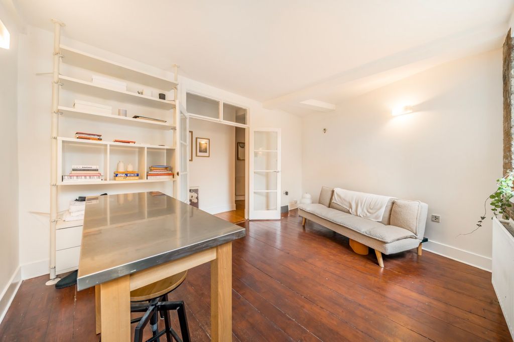 Property photo 2 of 10 Reception