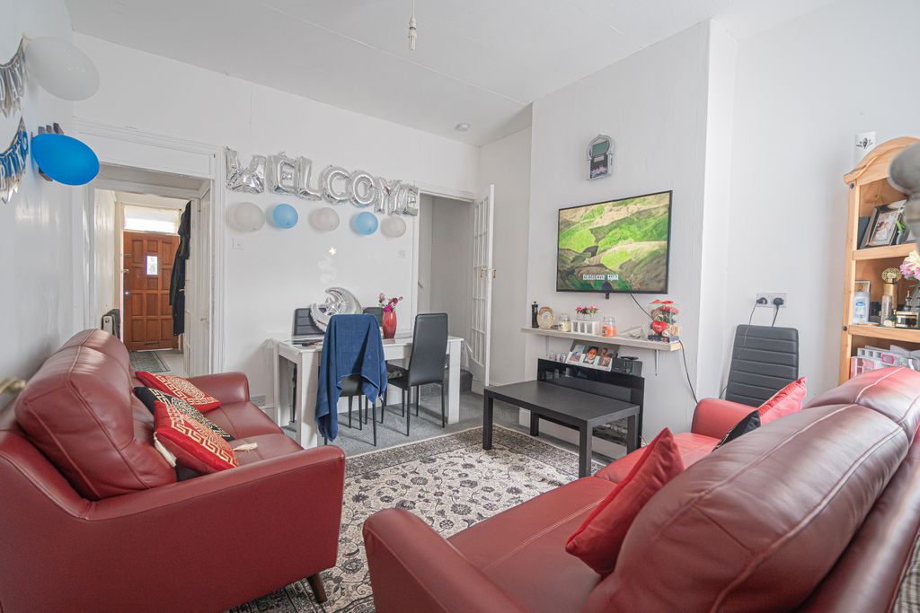 Property photo 2 of 12 20260310-Dsc0826920260310