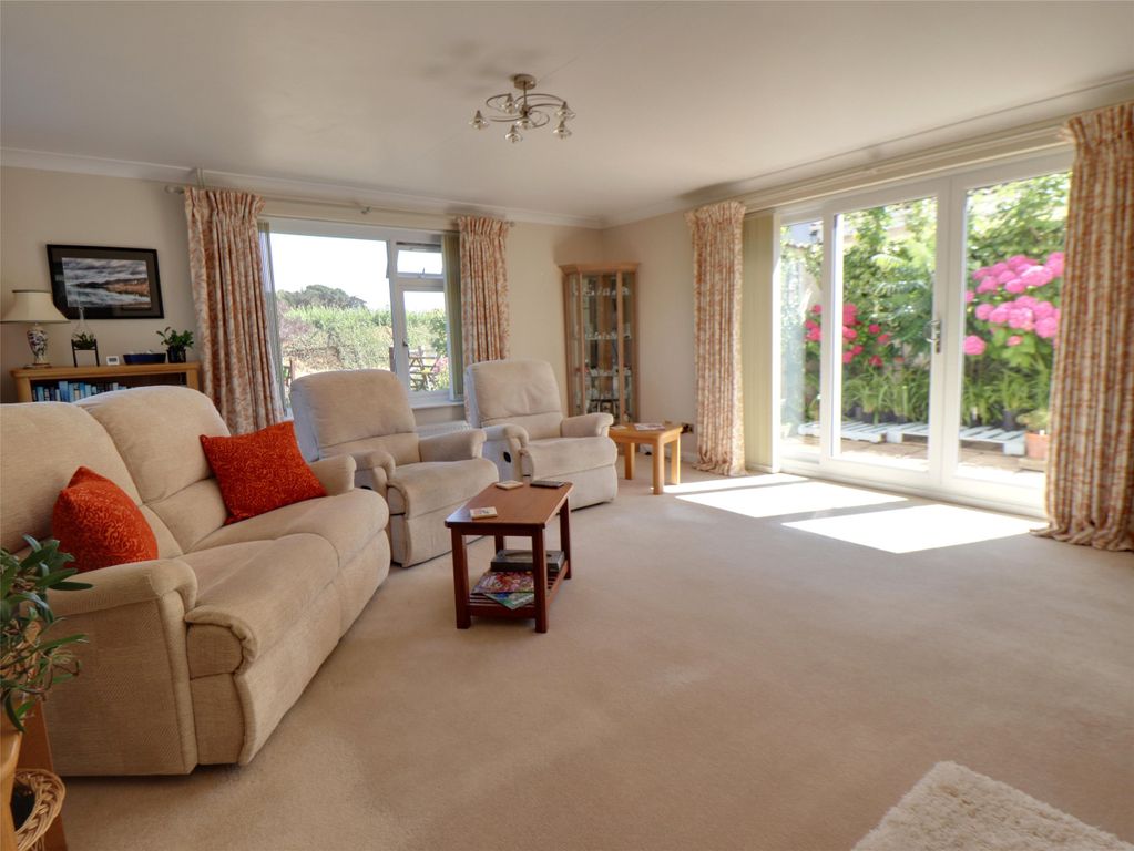 Property photo 2 of 25 Picture No. 02