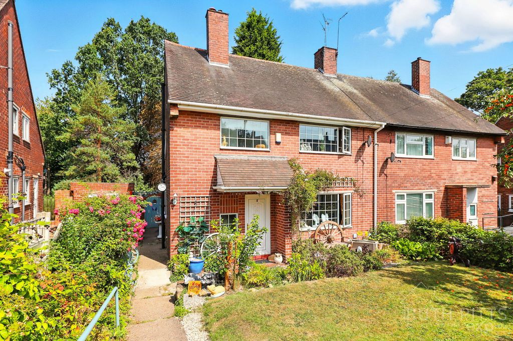 Property photo 1 of 35