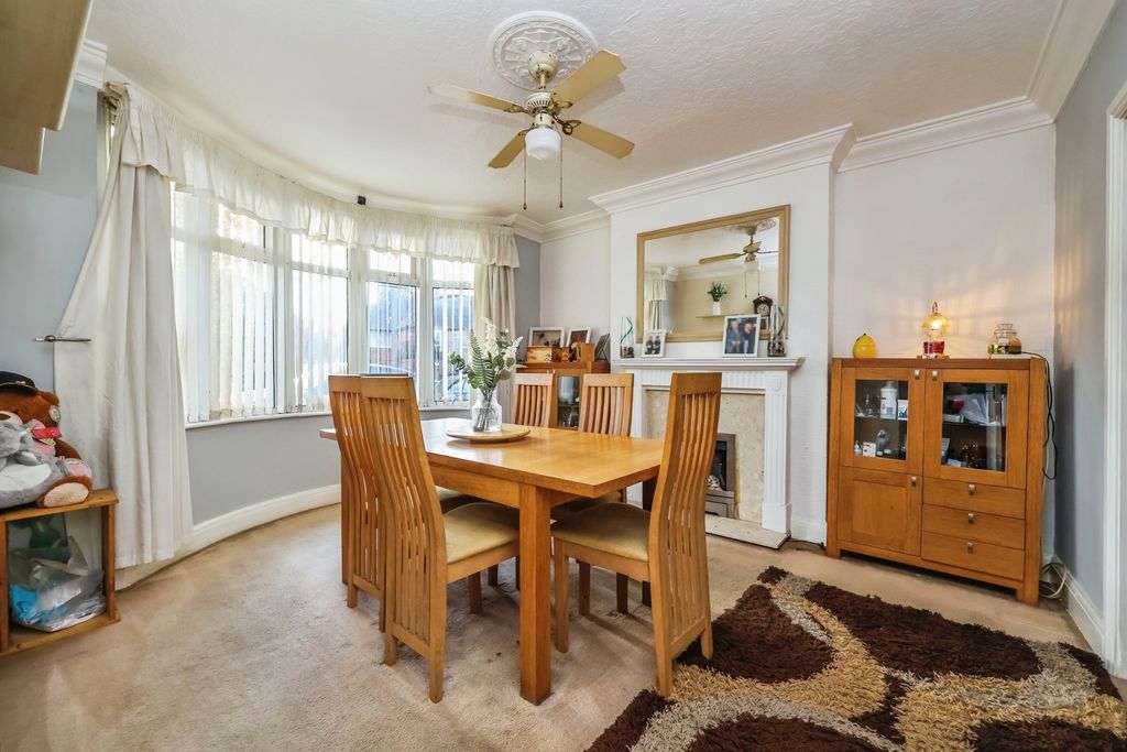 Property photo 3 of 16 Pbox-Img.Jpg